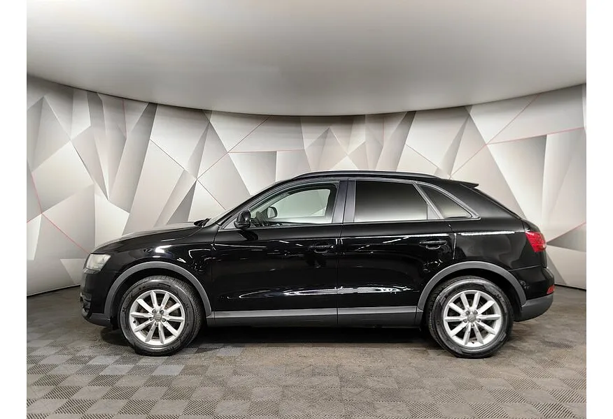 Audi Q3 2.0 TFSI quattro S tronic (170 л.с.) Черный в АВИЛОН. Слайд №5
