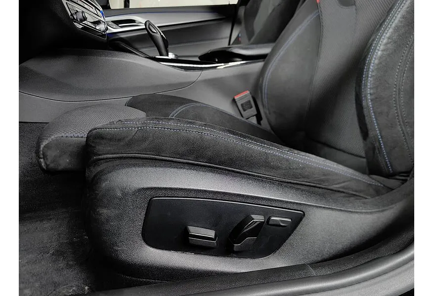 BMW 5 серия 520d xDrive Steptronic (190 л.с.) Черный в АВИЛОН. Слайд №16