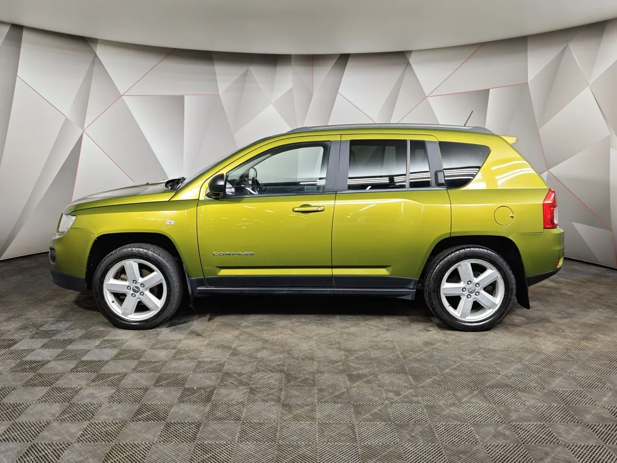 Jeep Compass 2.4 4x4 AT (150 л.с.) Limited Зеленый в АВИЛОН. Слайд №5