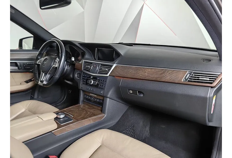 Mercedes-Benz E-Класс E 300 7G-Tronic Plus (231 л.с.) Серый в АВИЛОН. Слайд №13 Mercedes-Benz E-Класс E 300 7G-Tronic Plus (231 л.с.) Серый в АВИЛОН. Слайд №13