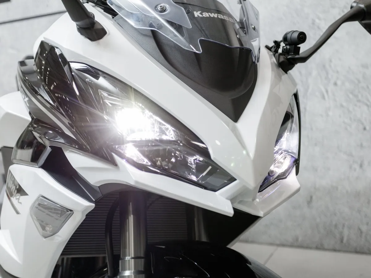 АВИЛОН - Kawasaki Ninja 1100 1098 см³ (136 л.с.) (136) 1098 Серебристый - slide 10194337