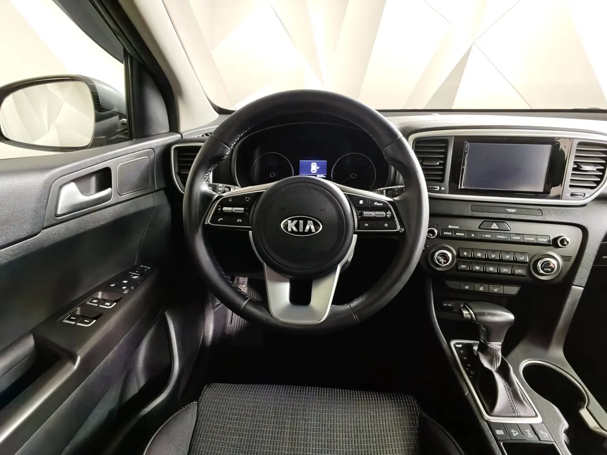 Kia Sportage 2.0 MPI AT 4WD (150 л.с.) Luxe Серебристый в АВИЛОН. Слайд №20
