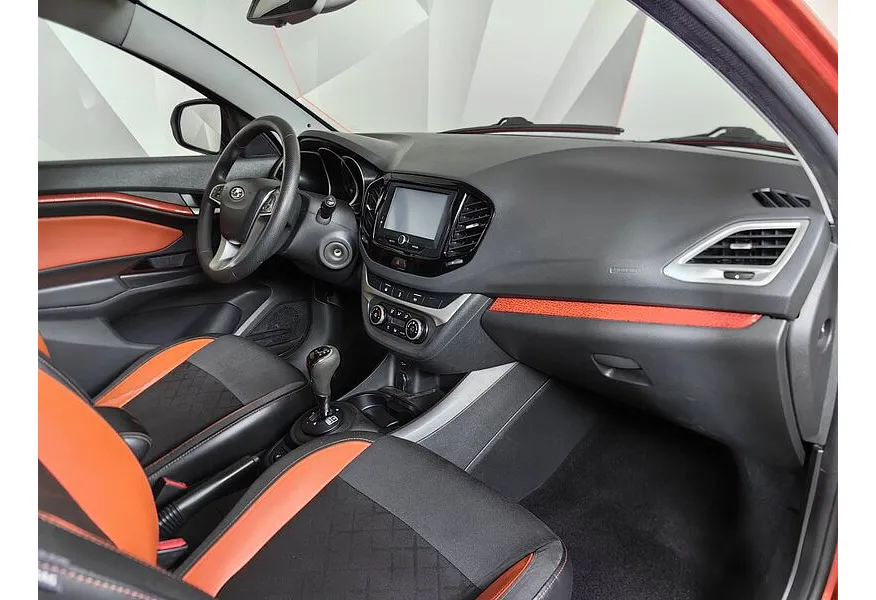 ВАЗ (Lada) Vesta 1.8 AMT (122 л.с.) Оранжевый в АВИЛОН. Слайд №12