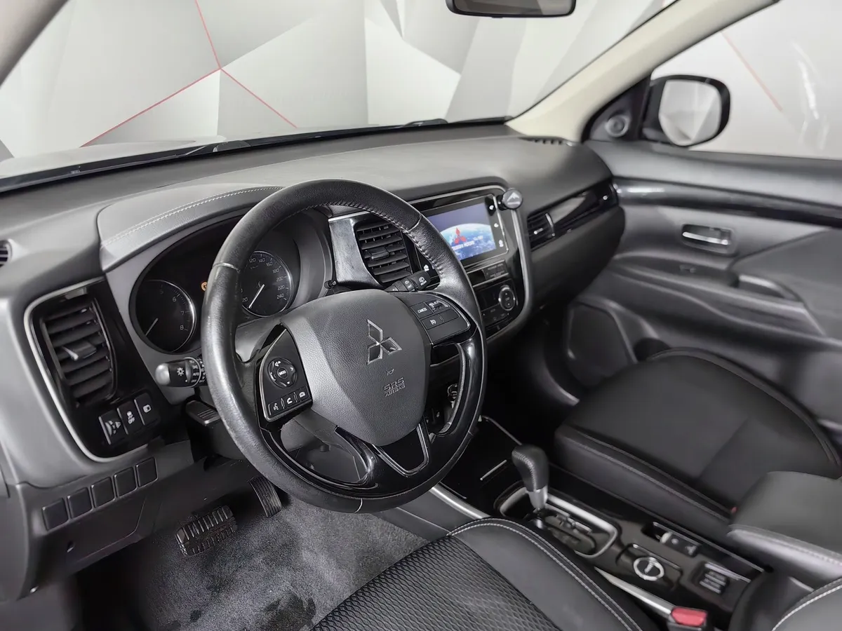 Mitsubishi Outlander 2.0 MIVEC CVT 4WD (146 л.с.) Intense Plus Синий в АВИЛОН. Слайд №18
