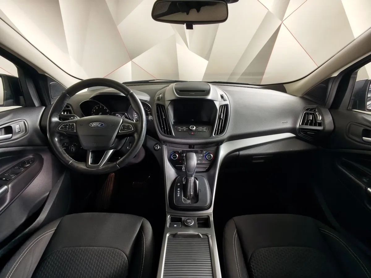 Ford Kuga 2.5 AT (150 л.с.) Серый в АВИЛОН. Слайд №14