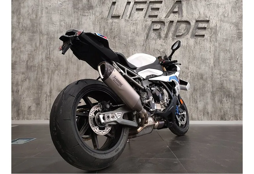 BMW Motorrad S 1000 RR S 1000 RR 999 см³ (199) 999 Белый в АВИЛОН. Слайд №6