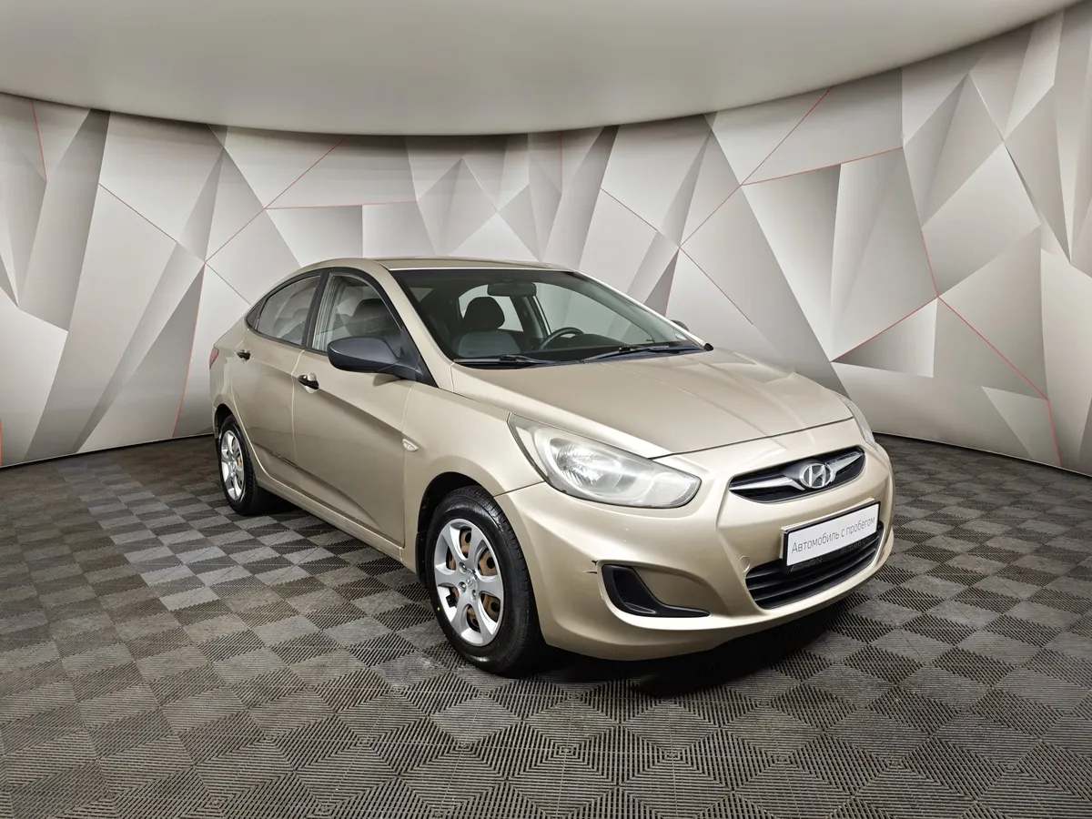 Hyundai Solaris 1.6 MT (123 л.с.) Серый в АВИЛОН. Слайд №3