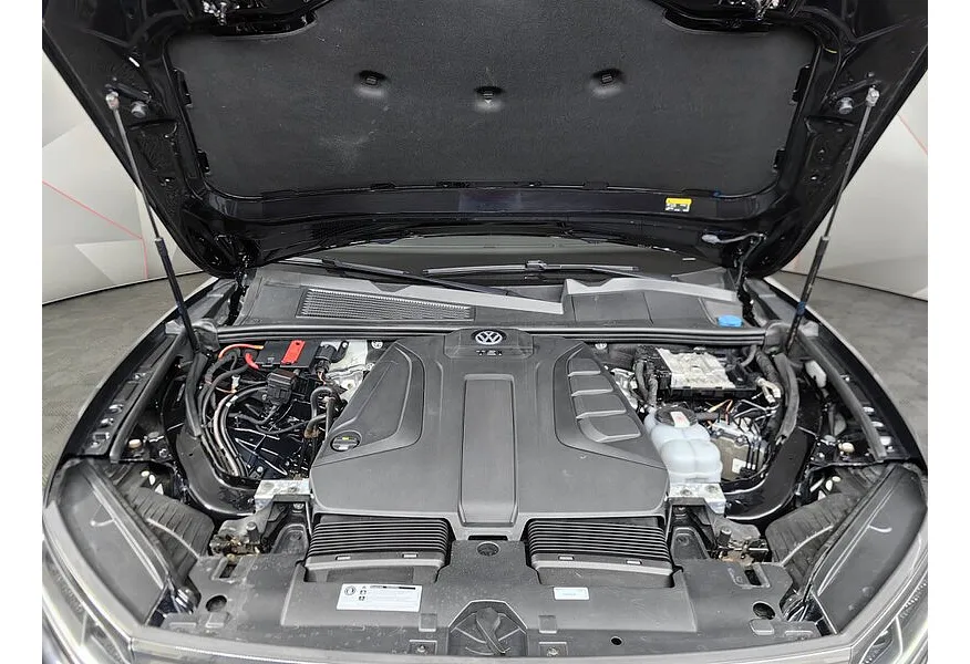 Volkswagen Touareg 2.0 TSI Tiptronic 4Motion (249 л.с.) Respect Черный в АВИЛОН. Слайд №11