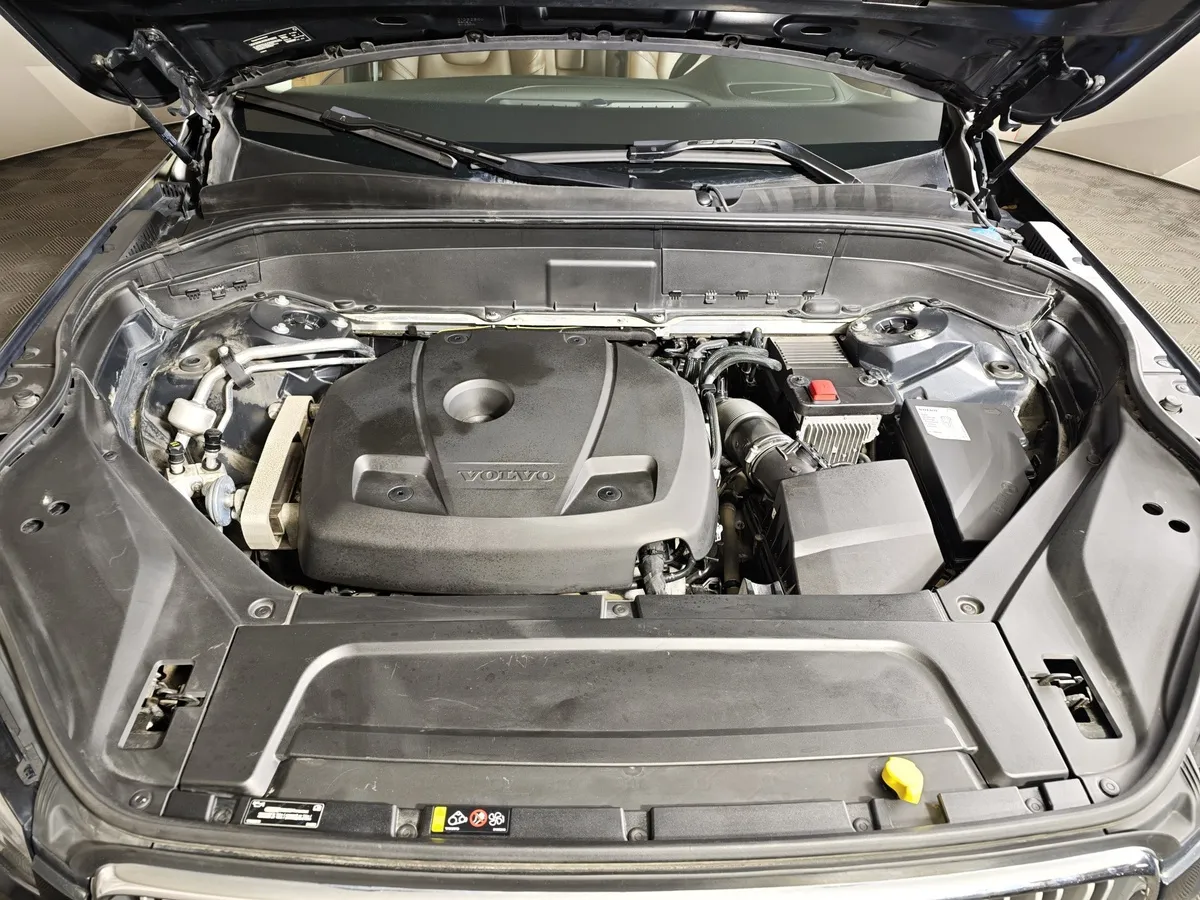 Volvo XC90 2.0 T5 Drive-E AT AWD (5 мест) (249 л.с.) Inscription Серый в АВИЛОН. Слайд №11