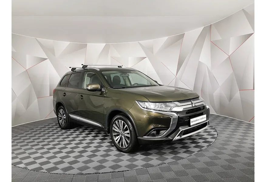 Mitsubishi Outlander 2.0 CVT 4WD (146 л.с.) Instyle E29 Коричневый в АВИЛОН. Слайд №2