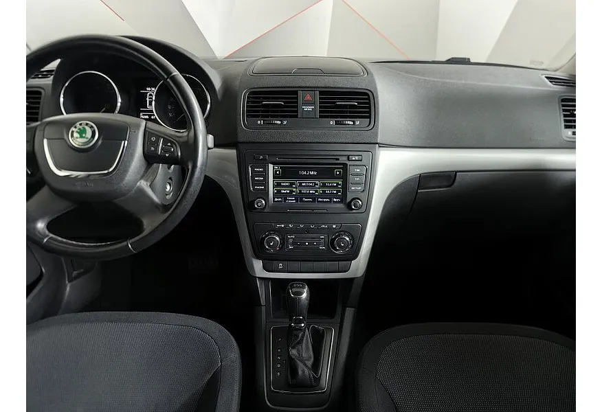 Skoda Yeti 1.4 TSI DSG (122 л.с.) Active Белый в АВИЛОН. Слайд №15