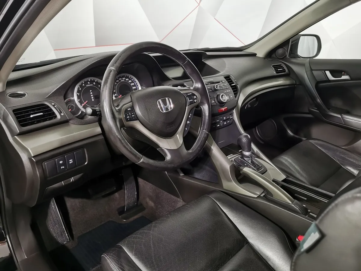 Honda Accord Type S 2.4 AT (201 л.с.) Черный в АВИЛОН. Слайд №16