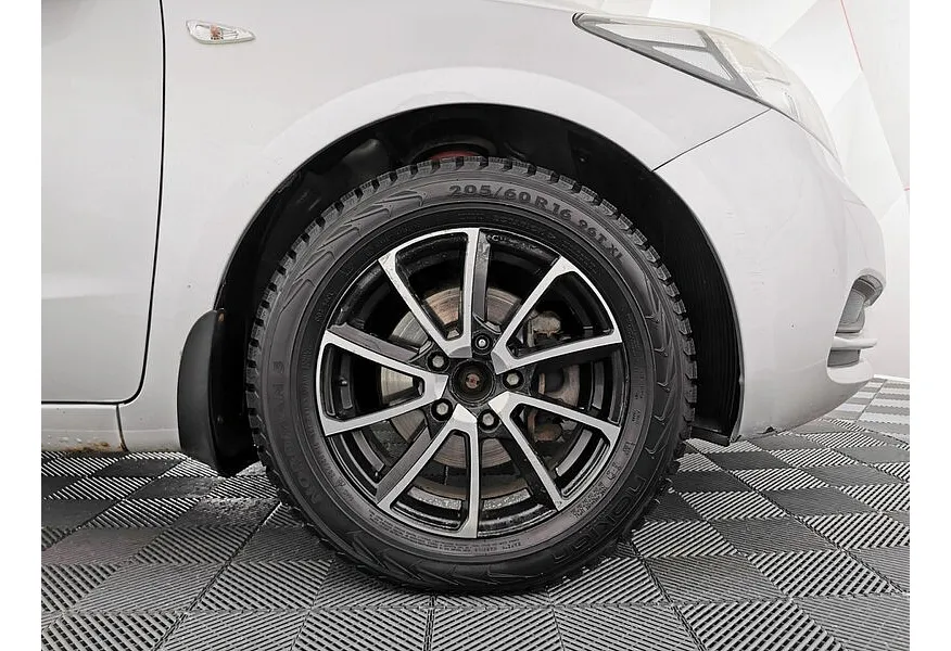 Kia Cerato 1.6 MT (130 л.с.) Comfort (D460) Серебристый в АВИЛОН. Слайд №9