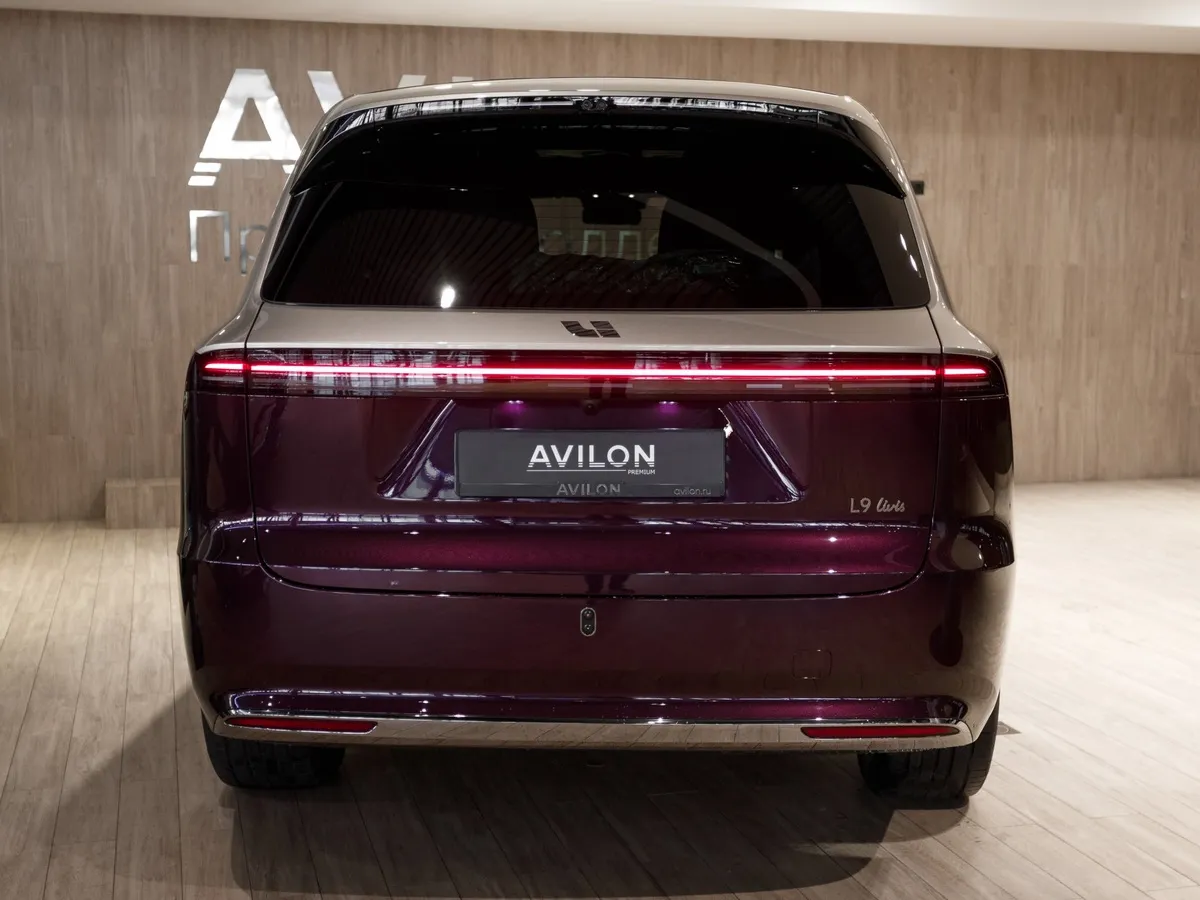 Li Auto L9 1.5h AT 4WD (571 л.с.) Ливис Фиолетовый в АВИЛОН. Слайд №4