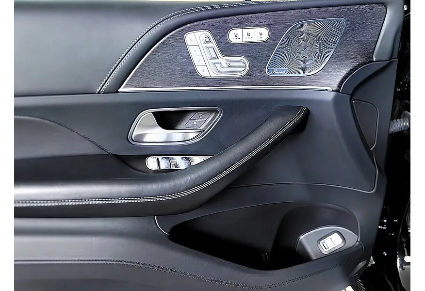 Mercedes-Benz GLS 600 9G-Tronic 4Matic (558 л.с.) Черный в АВИЛОН. Слайд №21