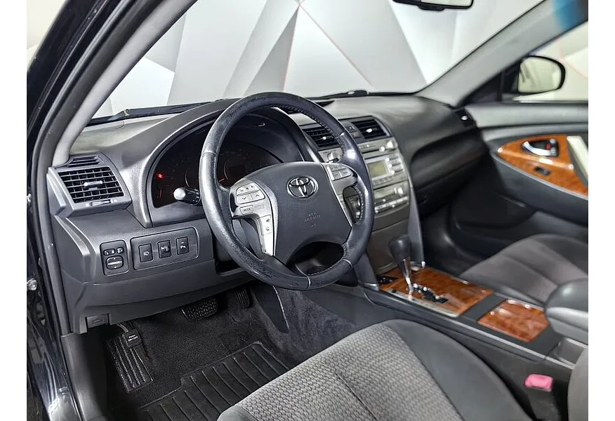 Toyota Camry 2.4 VVT-i AT (167 л.с.) Черный в АВИЛОН. Слайд №14