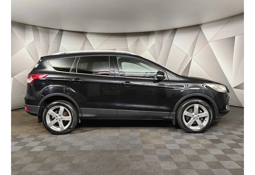 АВИЛОН - Ford Kuga 1.6 EcoBoost AT AWD (182 л.с.) Titanium Черный - slide 3