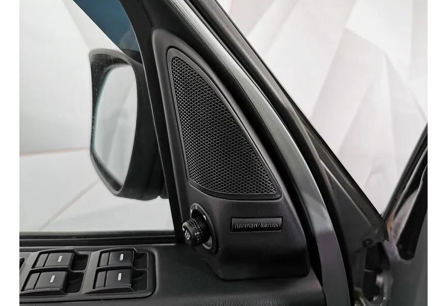 LIVE. Слайд №20