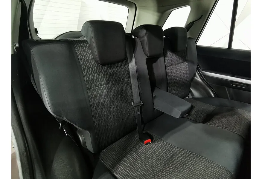 Suzuki Grand Vitara 2.0 AT AWD (140 л.с.) Коричневый в АВИЛОН. Слайд №16