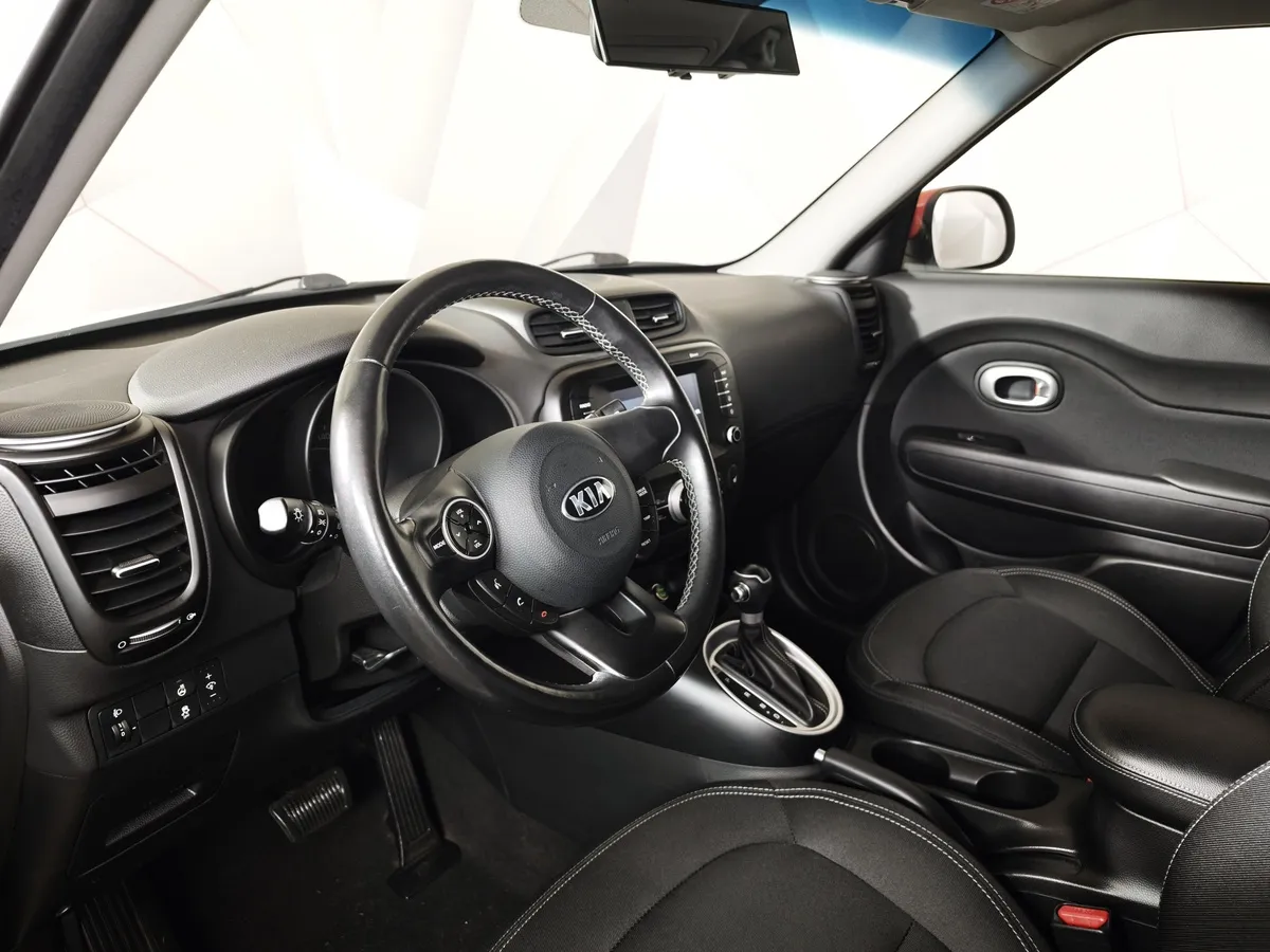 Kia Soul 2.0 MPI AT (150 л.с.) Classic Белый в АВИЛОН. Слайд №19