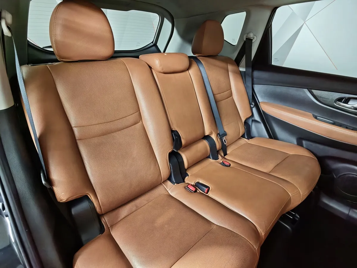 Nissan X-Trail 2.0 CVT (144 л.с.) SE (-----) Черный в АВИЛОН. Слайд №17