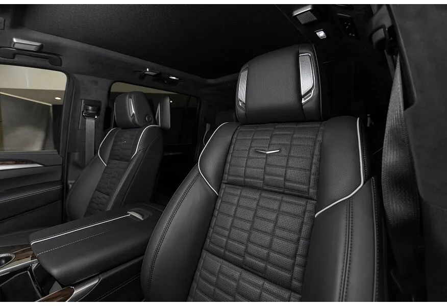 Cadillac Escalade 6.2 ESV AT AWD (420 л.с.) Sport Platinum Черный в АВИЛОН. Слайд №10