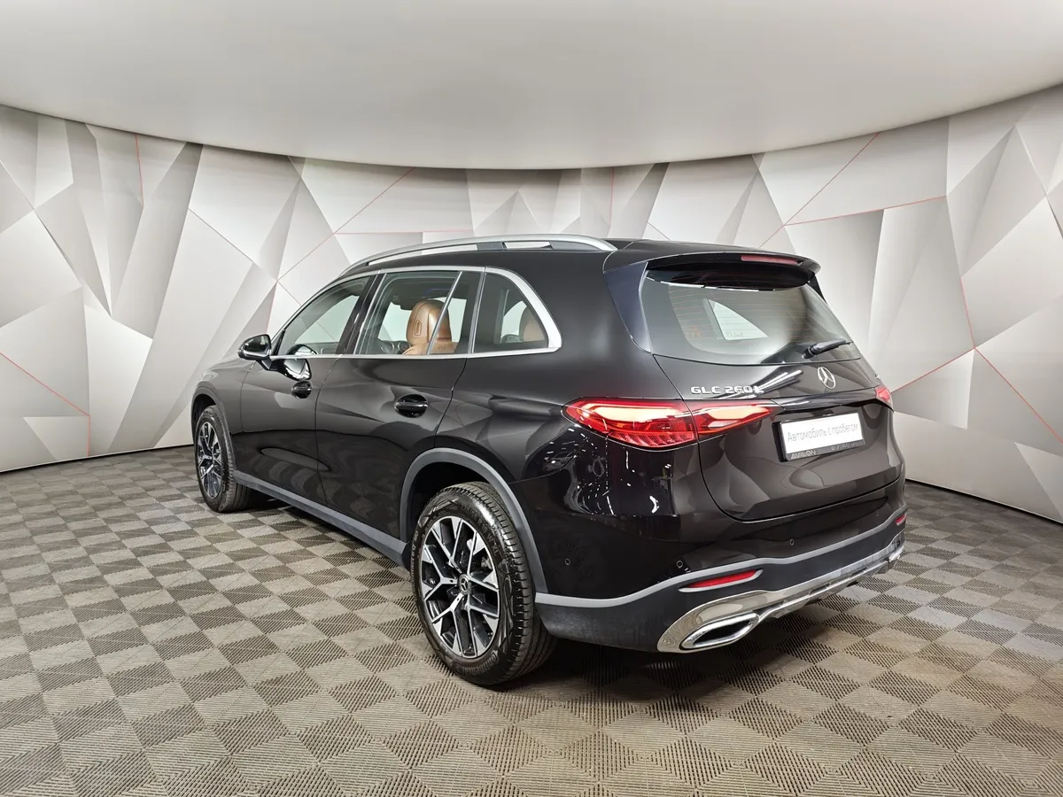 Mercedes-Benz GLC 260 L 9G-TRONIC 4MATIC (197 л.с.) Черный в АВИЛОН. Слайд №4