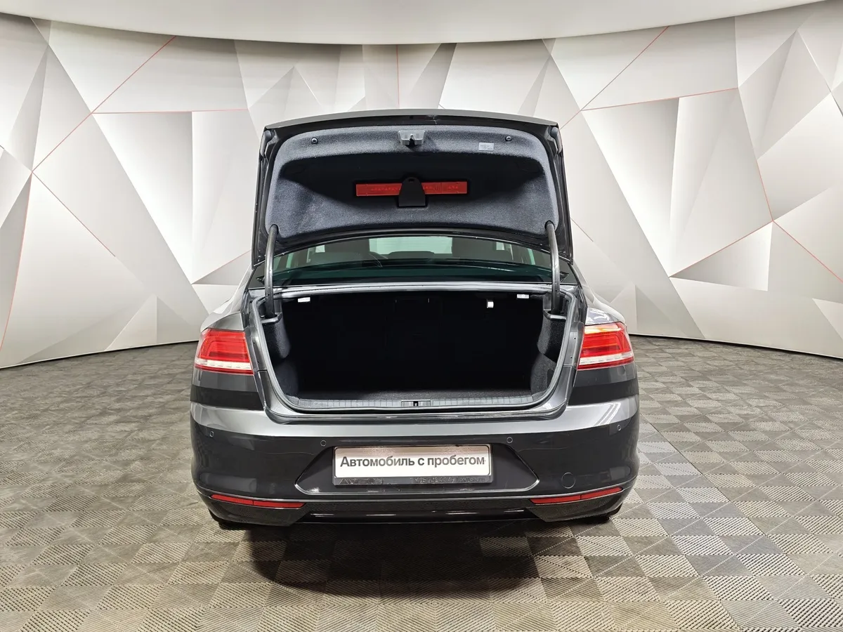 Volkswagen Passat 1.4 TSI BlueMotion DSG (150 л.с.) Trendline Серый в АВИЛОН. Слайд №11