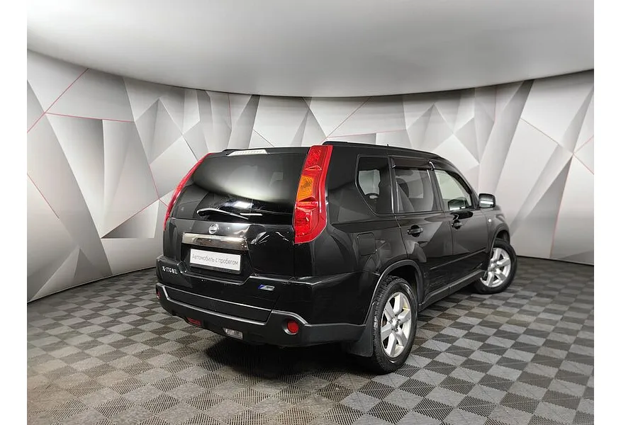 Nissan X-Trail 2.0 CVT AWD (141 л.с.) Черный в АВИЛОН. Слайд №2