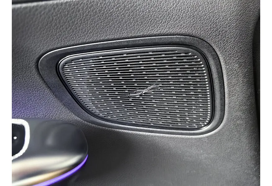 Mercedes-Benz GLC 200 4MATIC 9G-TRONIC (204 л.с.) Черный в АВИЛОН. Слайд №21