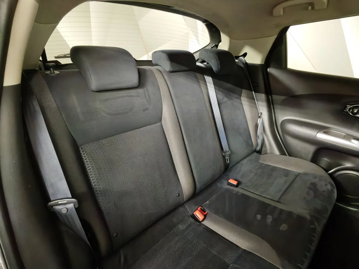 Nissan Juke 1.6 turbo CVT AWD (190 л.с.) Серебристый в АВИЛОН. Слайд №14