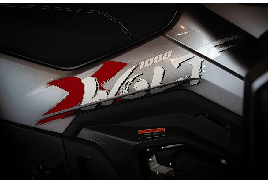 Loncin Xwolf 1000 976 см³ (98 л.с.) 98 976 Серый в АВИЛОН. Слайд №9
