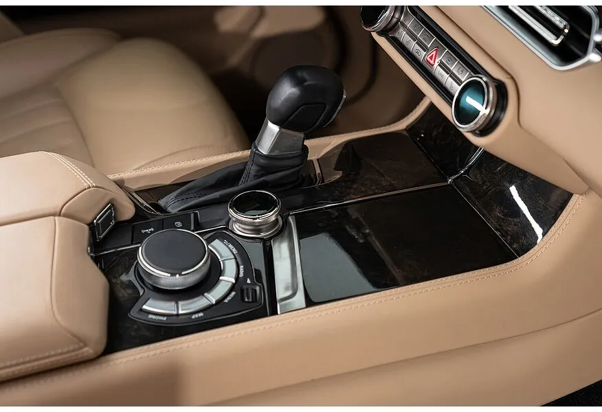 AURUS Senat 4.4 AWD AT (598 л.с.) Синий в АВИЛОН. Слайд №9