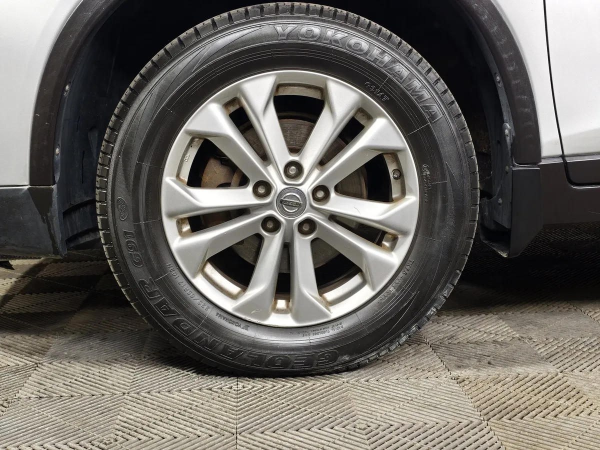 Nissan X-Trail 2.0 CVT AWD (144 л.с.) Серебристый в АВИЛОН. Слайд №9
