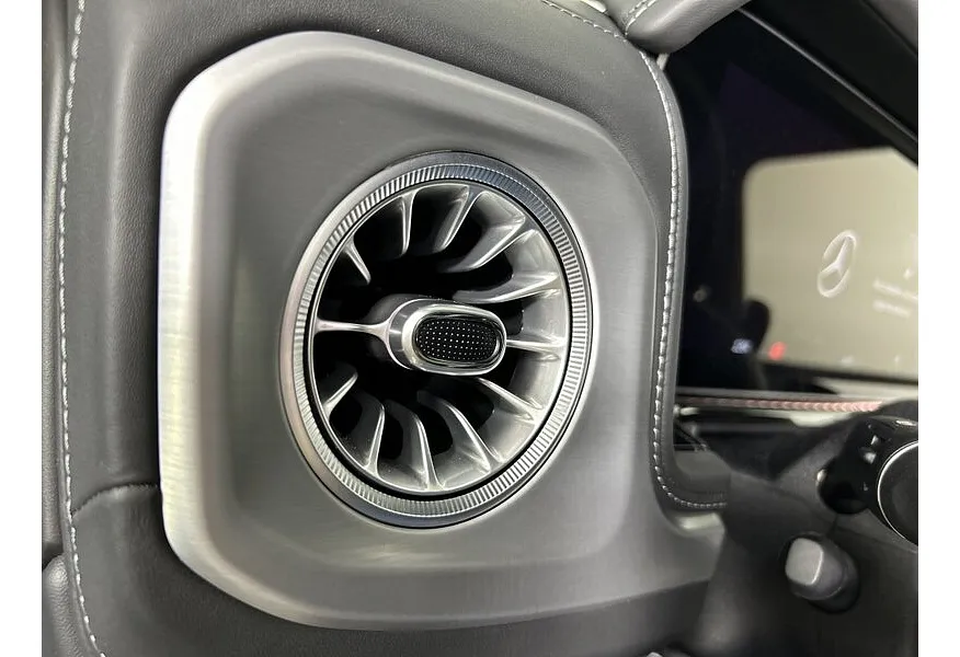 Mercedes-Benz G-Класс G 63 AMG Speedshift 4Matic (585 л.с.) Черный в АВИЛОН. Слайд №22