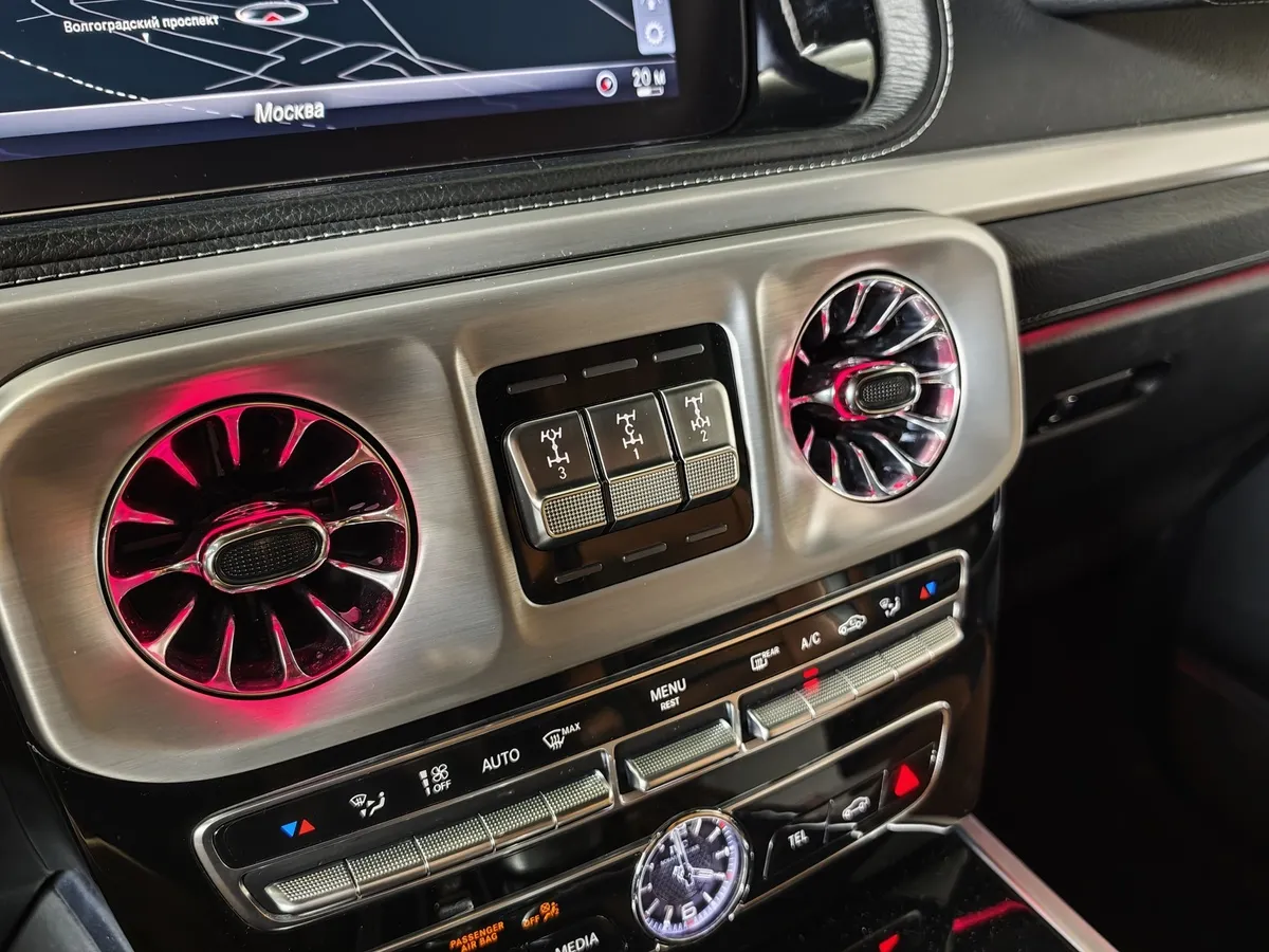 Mercedes-Benz G-Класс G 63 AMG Speedshift 4Matic (585 л.с.) Черный в АВИЛОН. Слайд №26