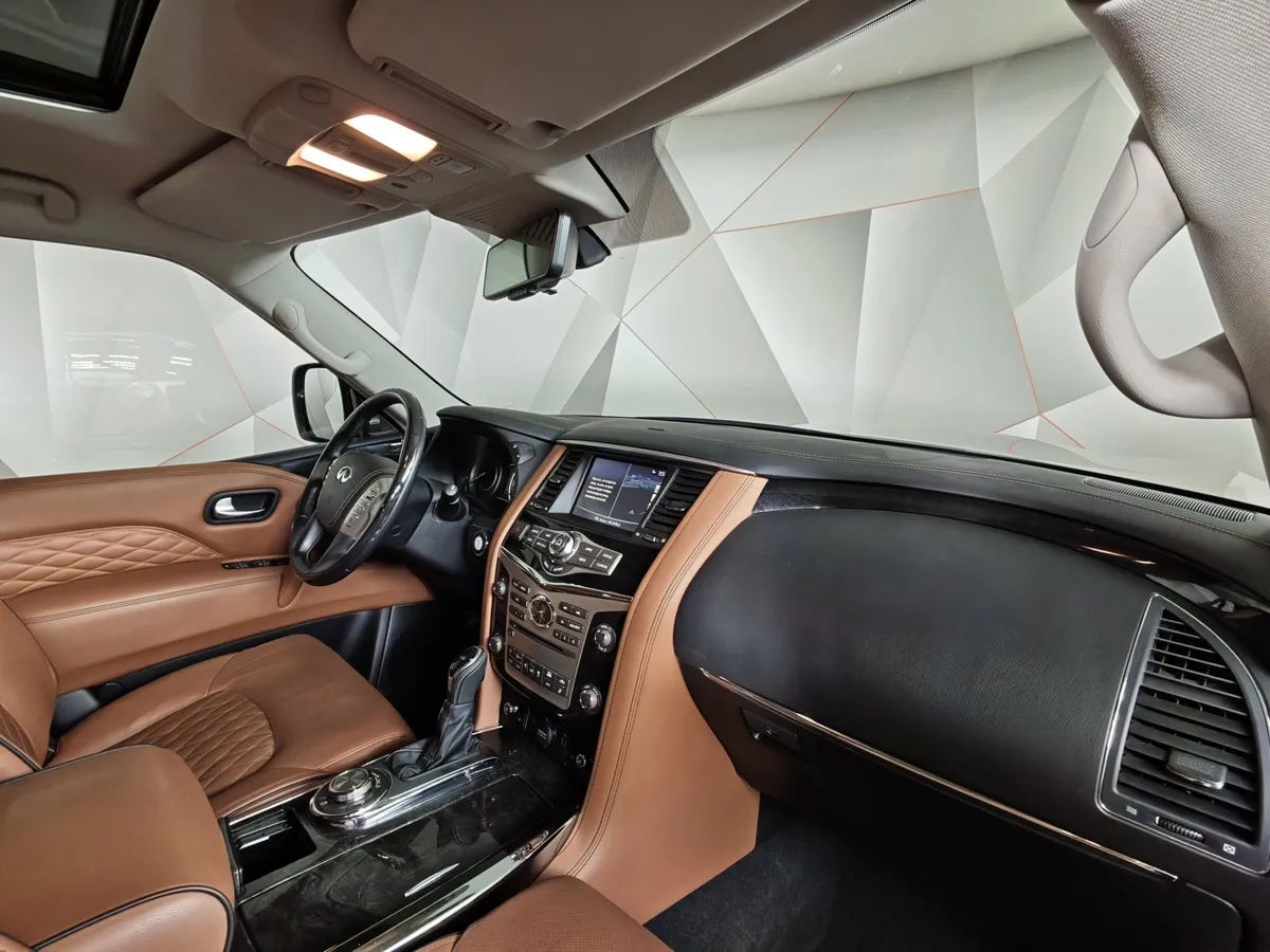 Infiniti QX80 5.6 АТ AWD (405 л.с.) Серый в АВИЛОН. Слайд №12