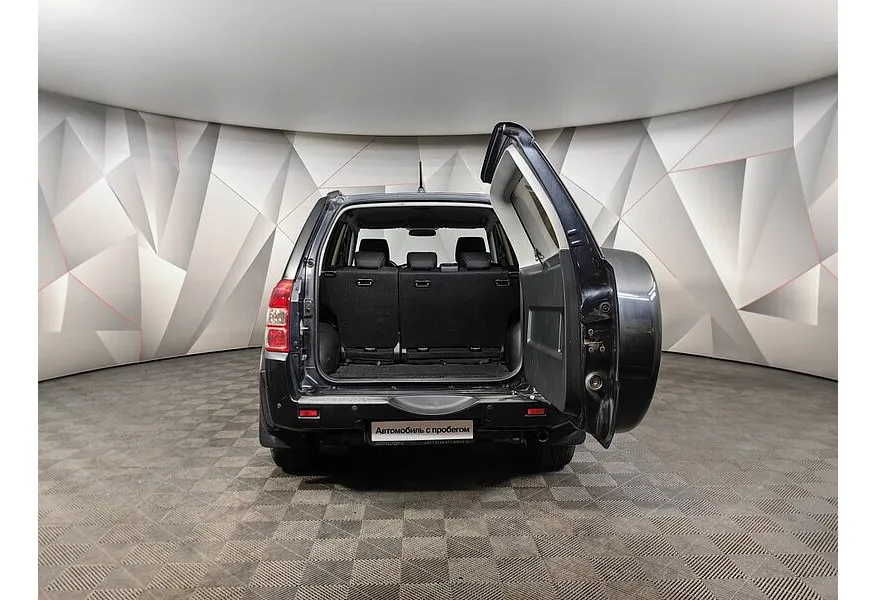 Suzuki Grand Vitara 2.0 AT (140 л.с.) Черный в АВИЛОН. Слайд №12