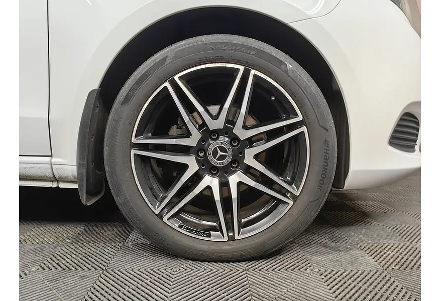 LIVE. Слайд №17