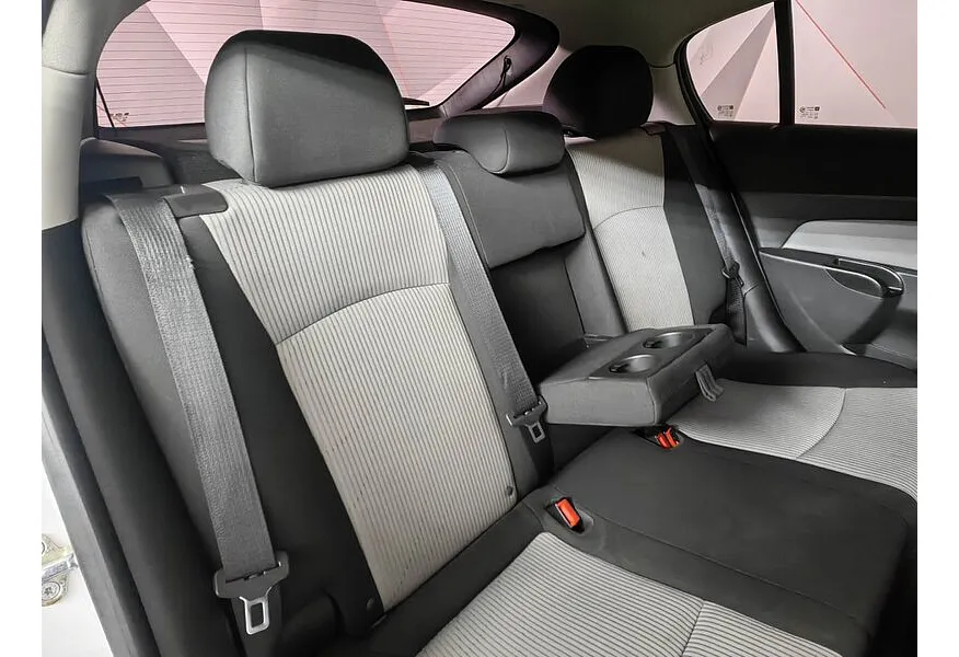 Chevrolet Cruze 1.6 AT (109 л.с.) Белый в АВИЛОН. Слайд №17 Chevrolet Cruze 1.6 AT (109 л.с.) Белый в АВИЛОН. Слайд №17