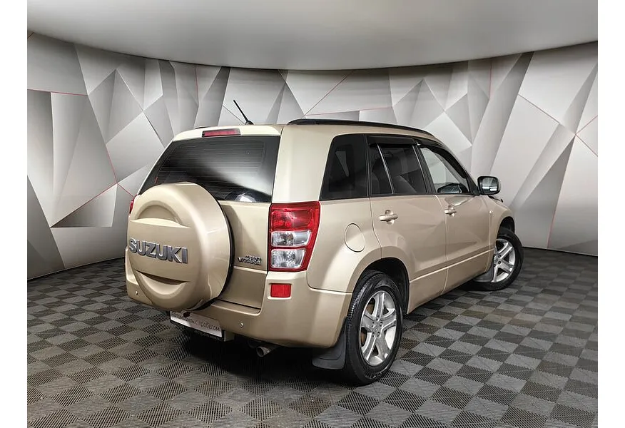 LIVE. Слайд №7