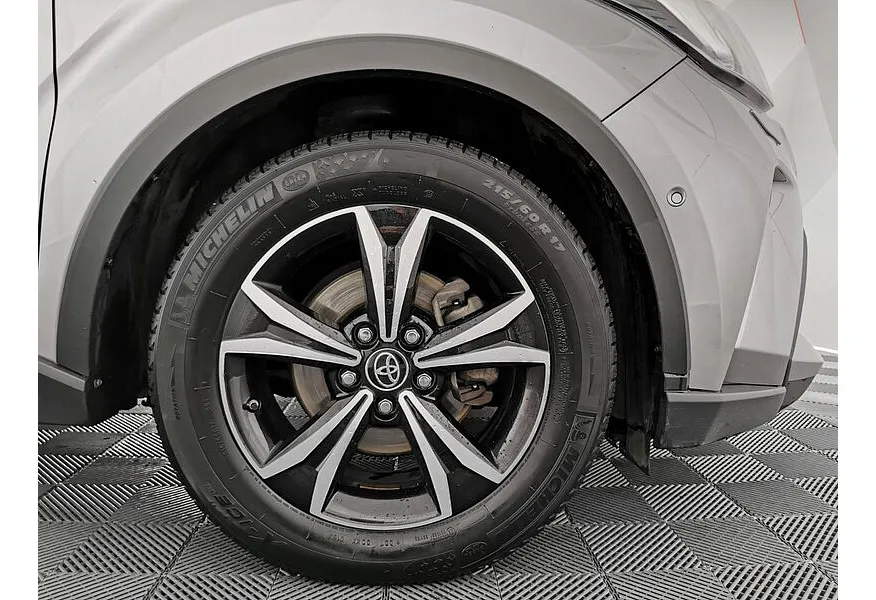 LIVE. Слайд №16