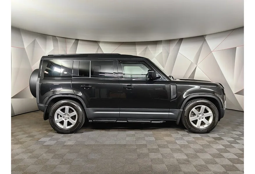 АВИЛОН - Land Rover Defender 2.0 TD AT (200 л.с.) S Черный - slide 3