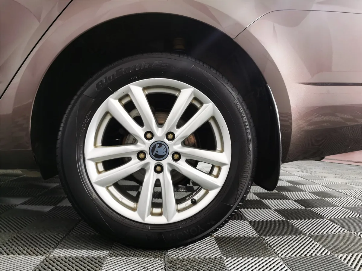 Skoda Octavia 1.4 TSI DSG (150 л.с.) Ambition Коричневый в АВИЛОН. Слайд №9