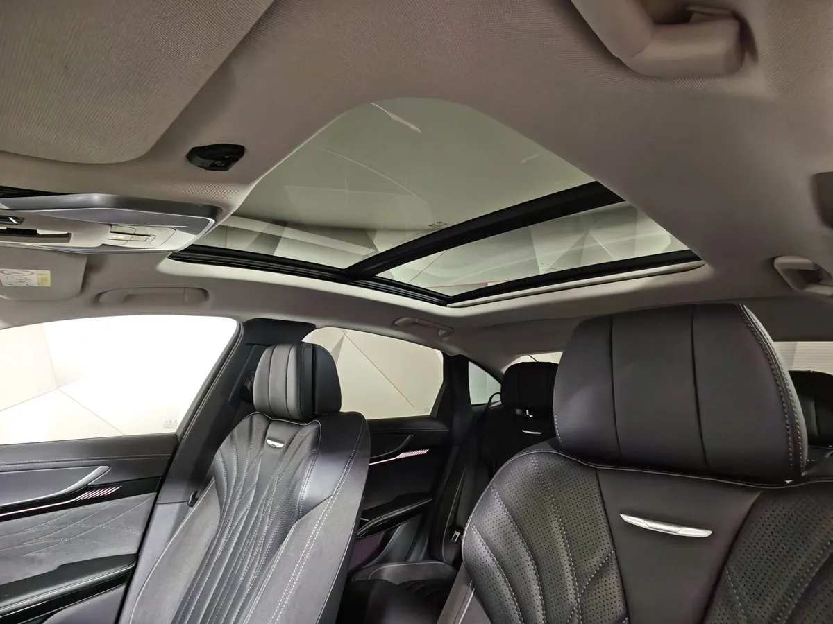 Hongqi H9 2.0 DCT RWD (245 л.с.) FL Делюкс Черный в АВИЛОН. Слайд №22
