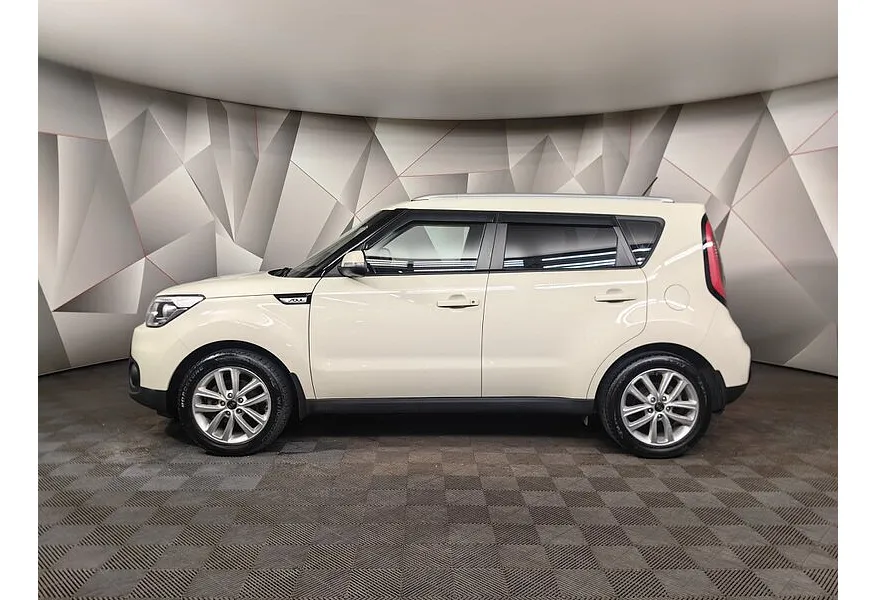 LIVE. Слайд №3