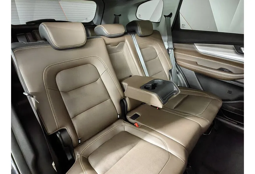 Chery Tiggo 8 Pro 1.6 TGDI DCT7 (186 л.с.) Prestige Dreamline Черный в АВИЛОН. Слайд №17