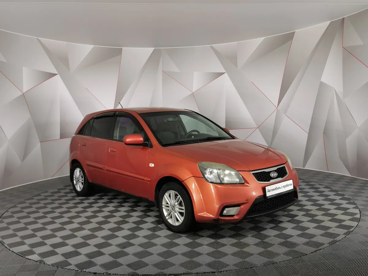 Kia Rio 1.4 MT (97 л.с.) Оранжевый в АВИЛОН. Слайд №3