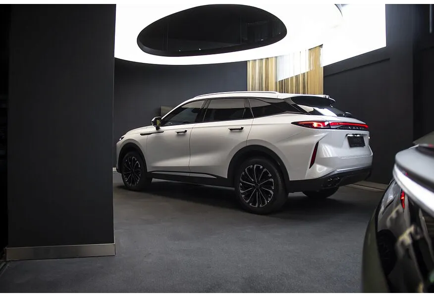 EXEED RX 2.0T DCT 4WD (197 л.с.) Urban Белый в АВИЛОН. Слайд №7