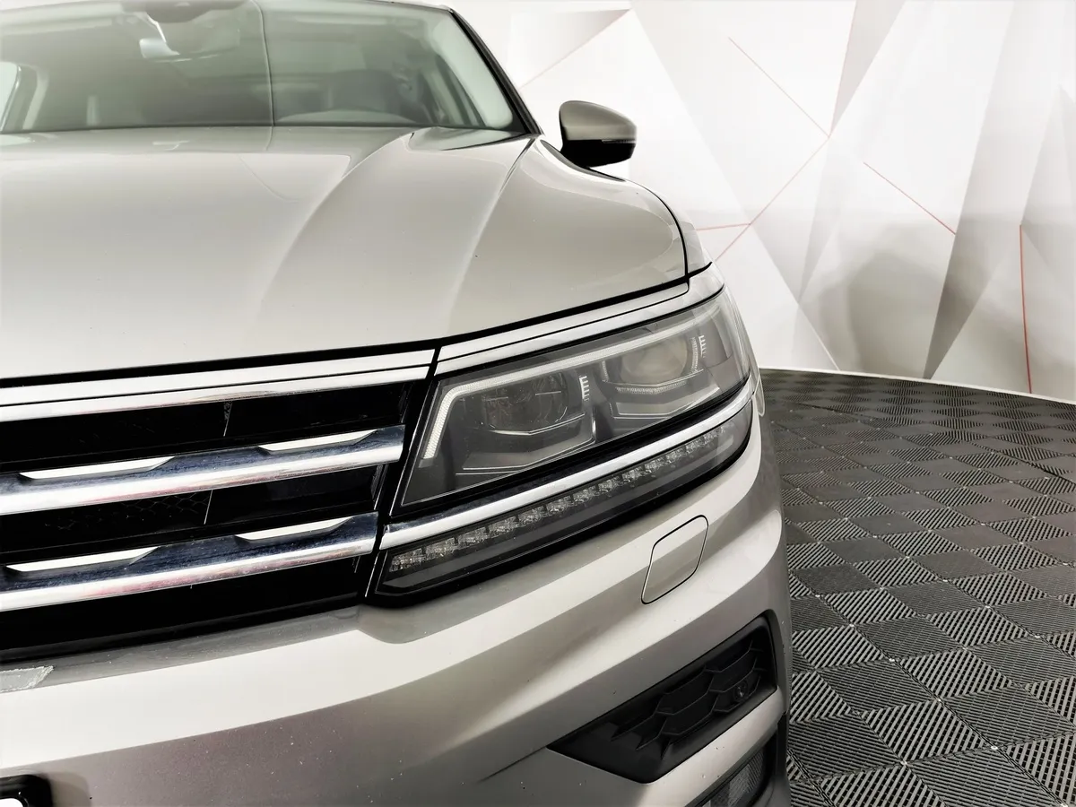 Volkswagen Tiguan 1.4 TSI 4Motion AT (150 л.с.) Exclusive Серый в АВИЛОН. Слайд №10